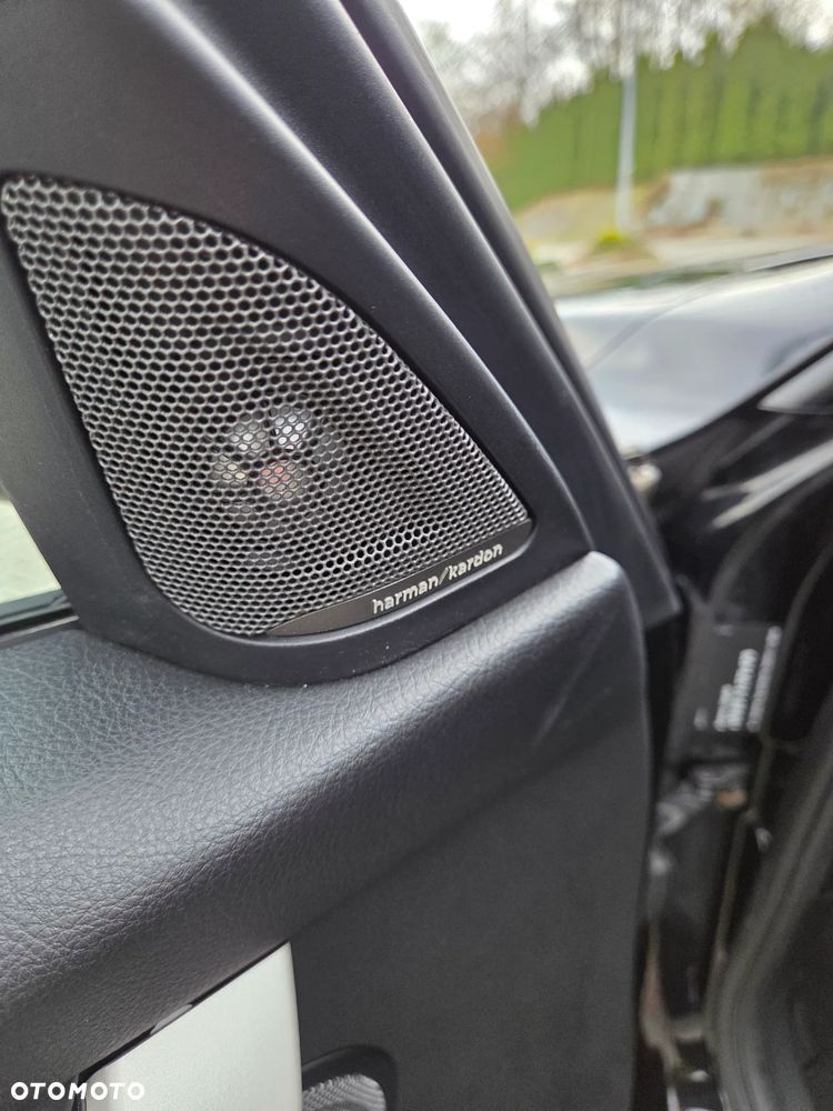 BMW Seria 3 - 16