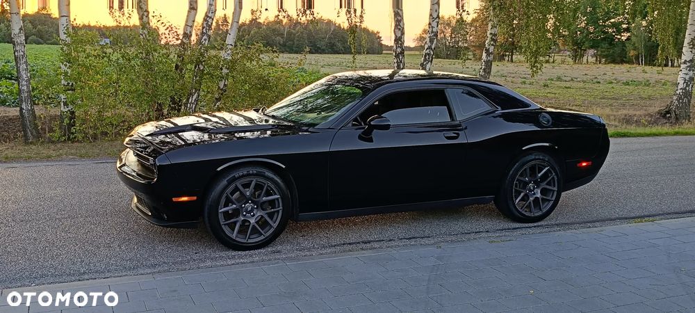 Dodge Challenger - 20