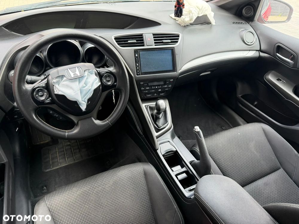 Honda Civic 1.6 i-DTEC Executive Black Edition - 15