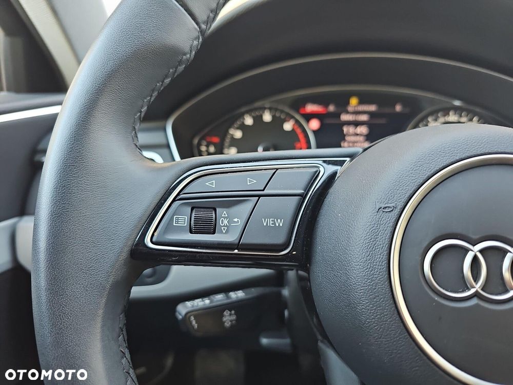 Audi A4 Limousine - 14