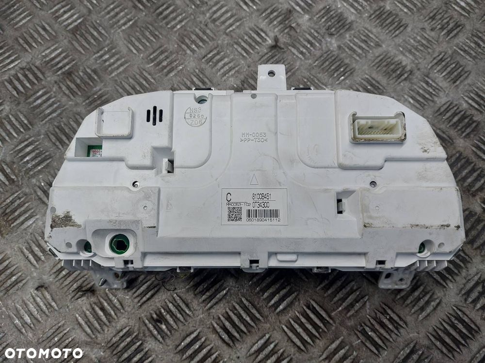 LICZNIK ZEGARY MITSUBISHI OUTLANDER II 2.0 16V 8100B451 - 3