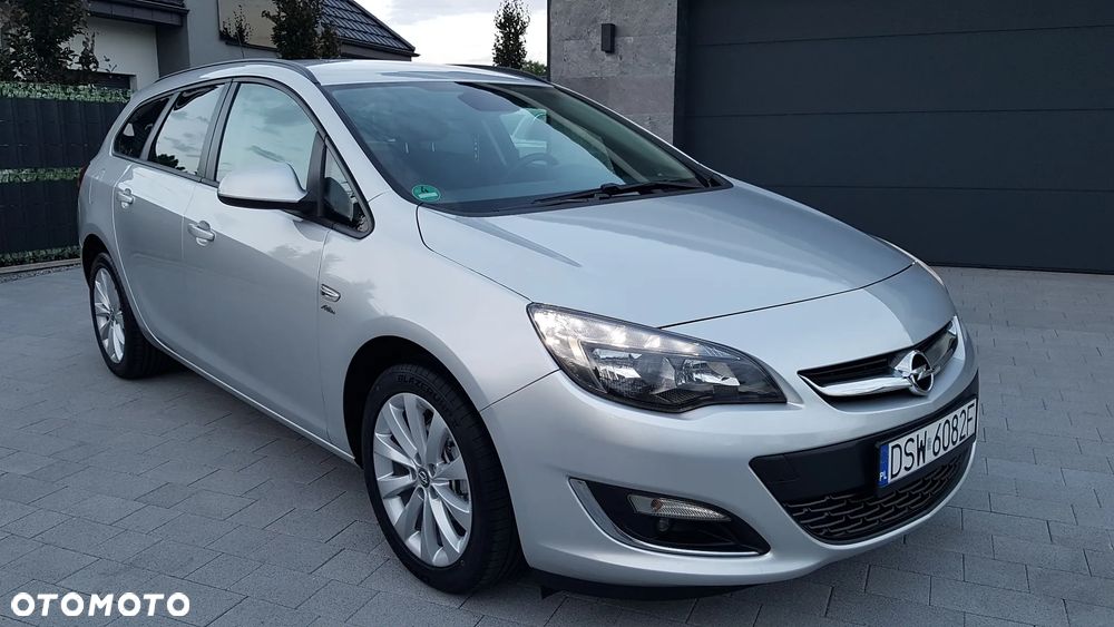Opel Astra 1.4 T Edition 150 - 33