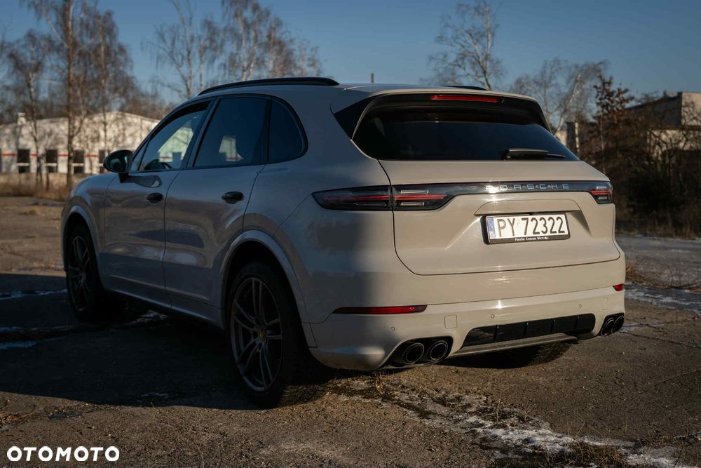Porsche Cayenne Tiptronic S - 17