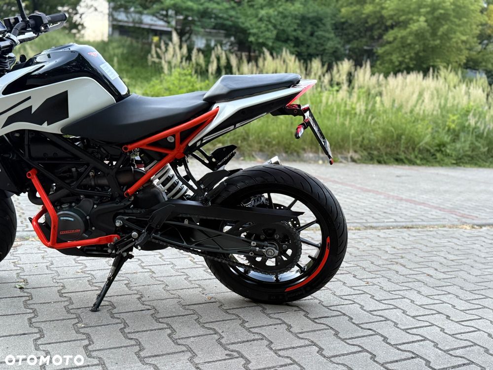 KTM Duke 125 - 12