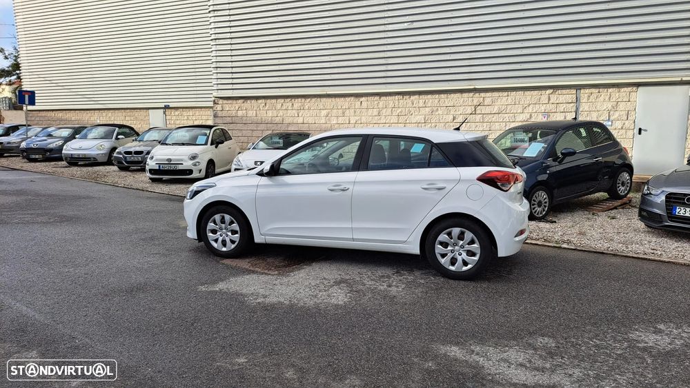 Hyundai i20 1.1 CRDi Access+Bluetooth - 22