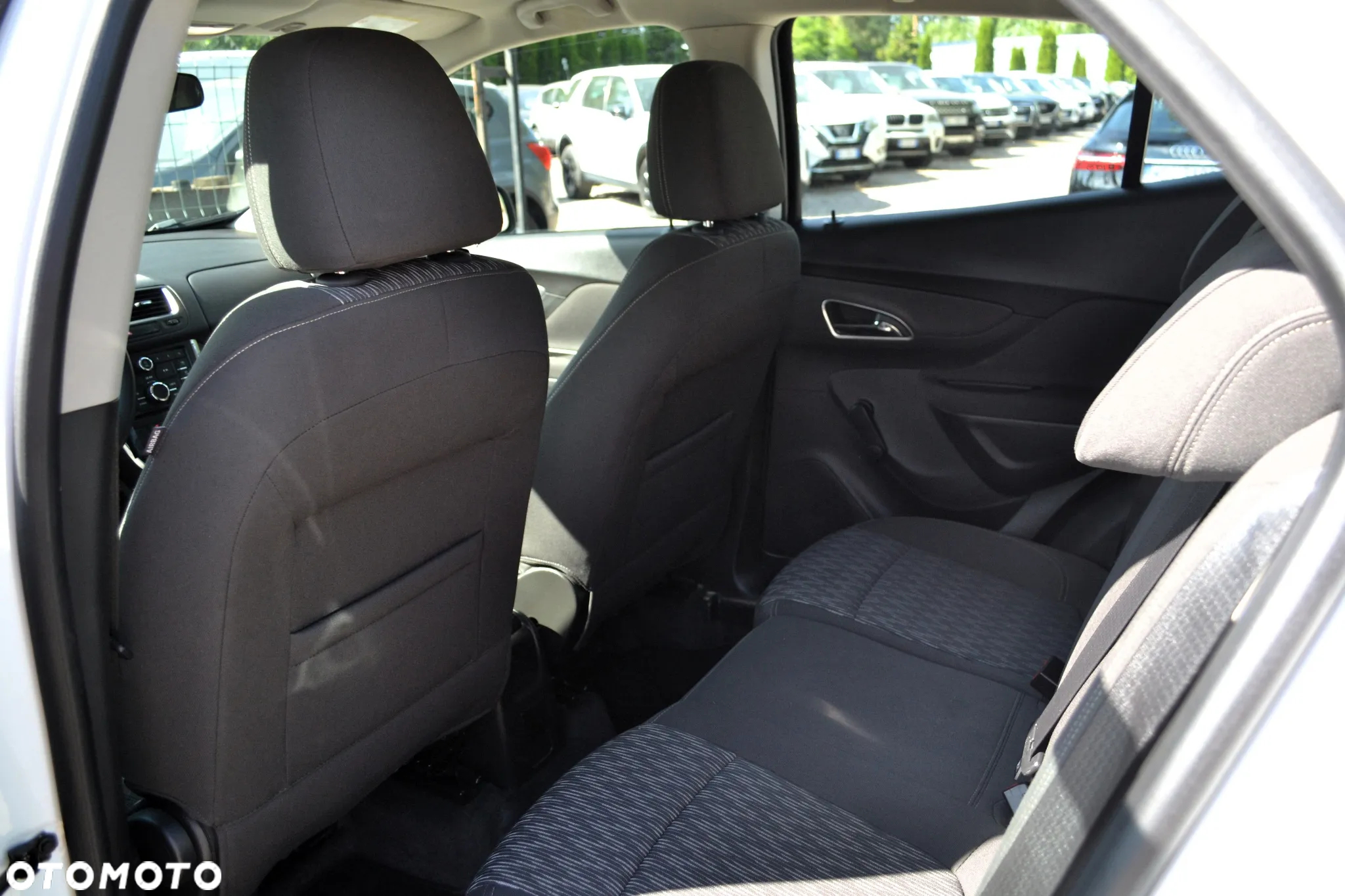 Opel Mokka 1.6 Enjoy S&S - 11