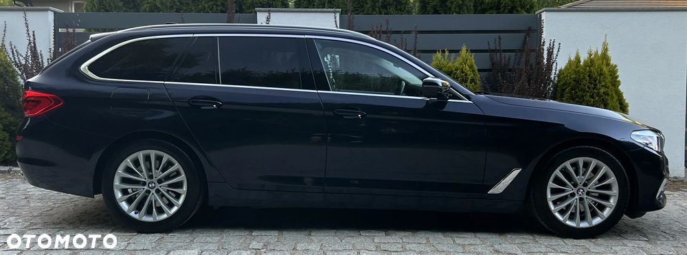 BMW Seria 5 520d Luxury Line sport - 9