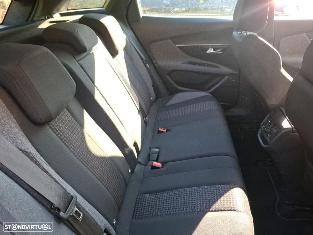 Peugeot 3008 1.2 PureTech Allure Pack - 8