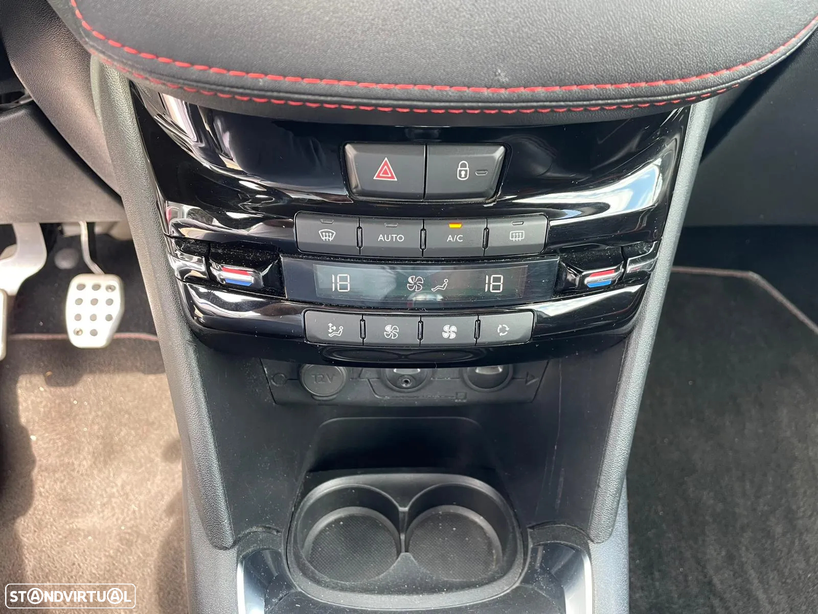 Peugeot 208 1.6 THP GTi Limited Edition - 20