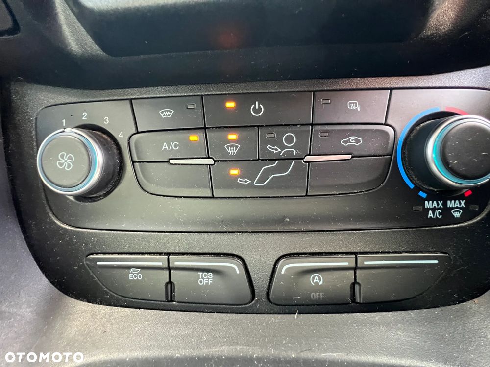 Ford TRANSIT CONNECT - 7