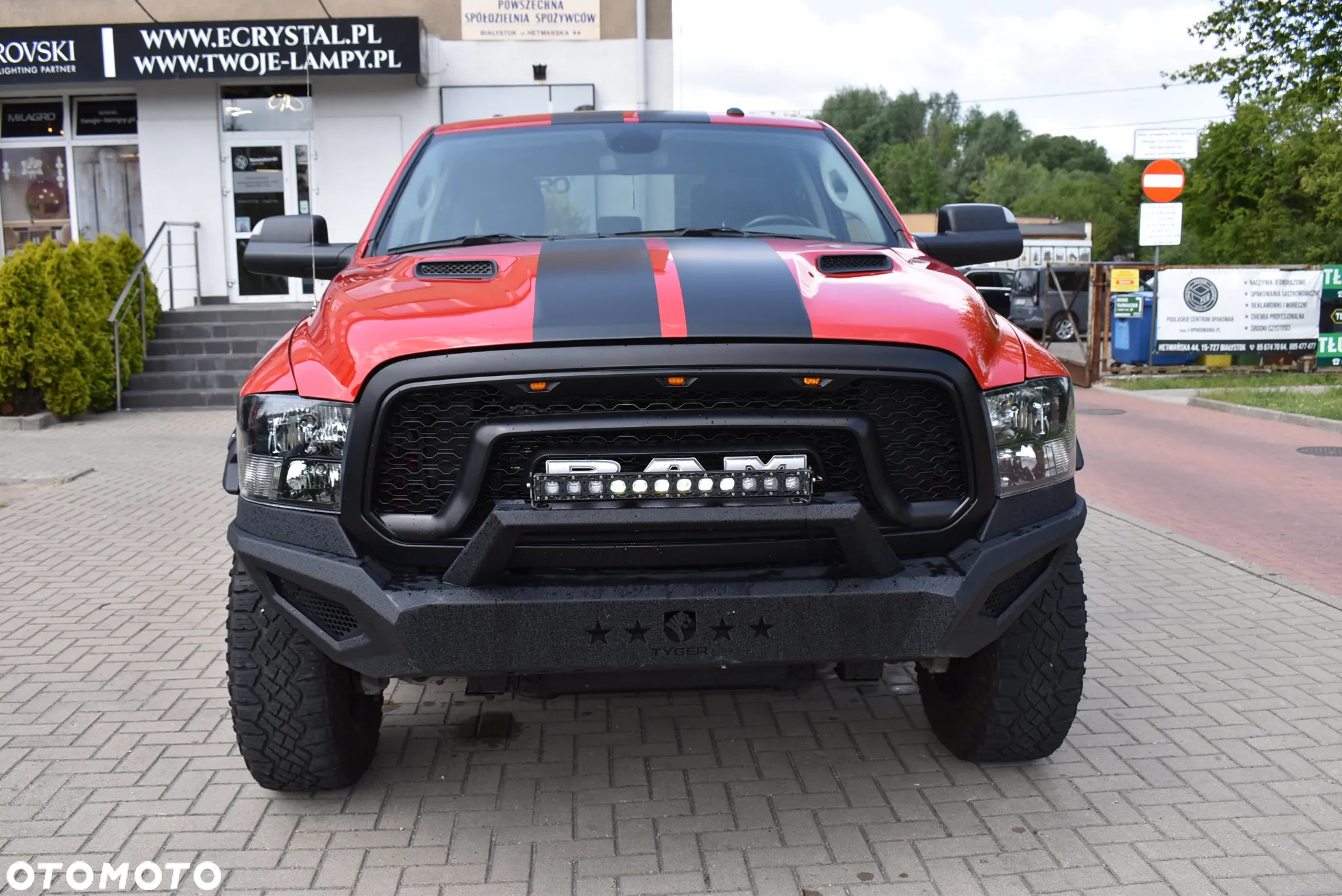 RAM 1500 Crew Cab Sport - 2