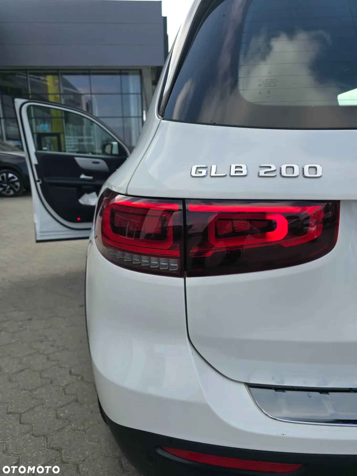 Mercedes-Benz GLB 200 Style 7G-DCT - 18