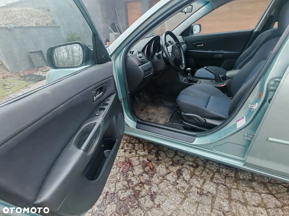Mazda 3 - 8
