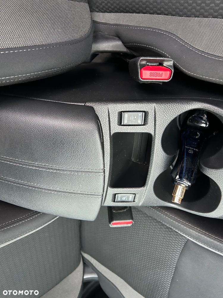 Nissan Qashqai 1.3 DIG-T N-Style EU6d - 8