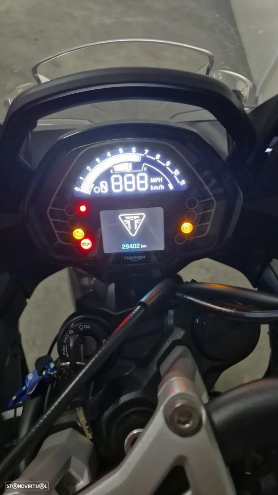 Triumph Tiger Sport 660 - 12