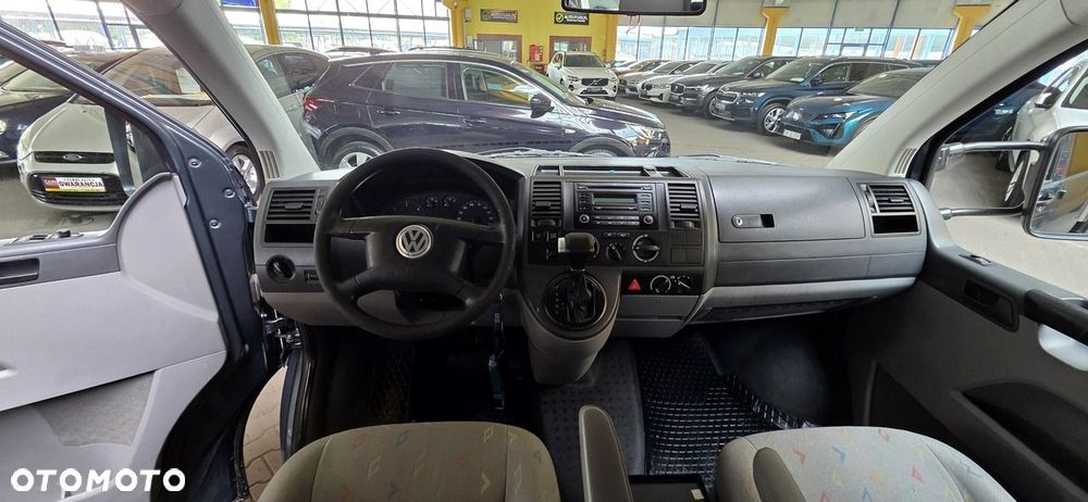 Volkswagen Transporter - 18