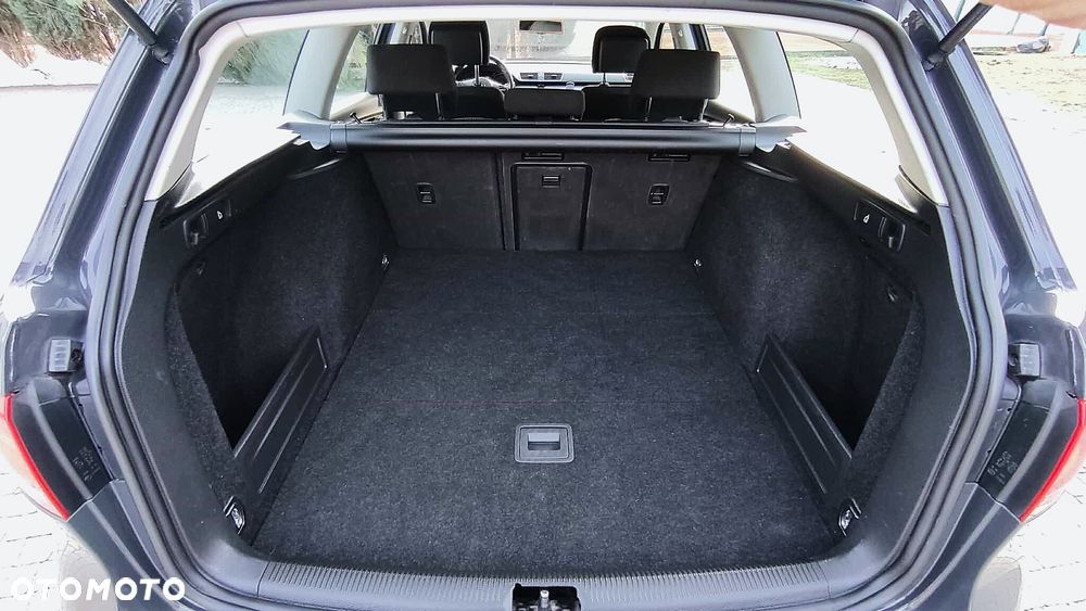 Volkswagen Passat Variant ver-2-0-tdi-comfortline-optimum-dsg - 11