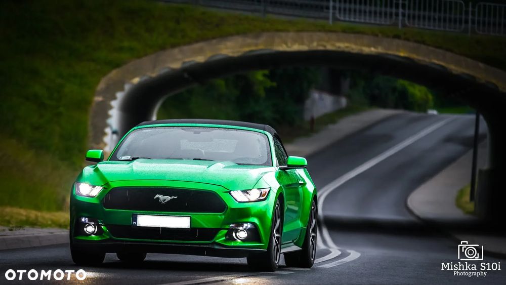 Ford Mustang - 5