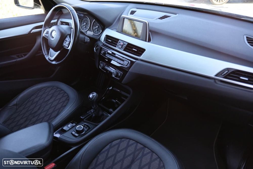 BMW X1 16 d sDrive Line Sport - 17