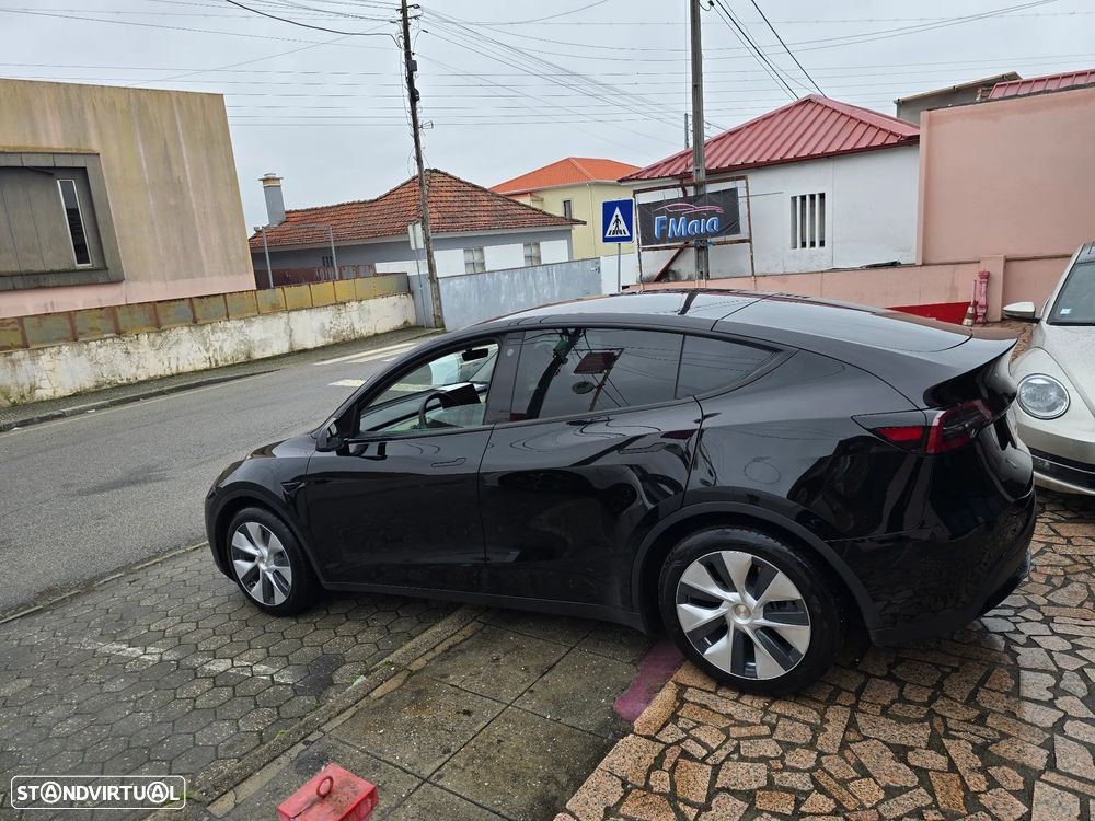 Tesla Model Y RWD - 6