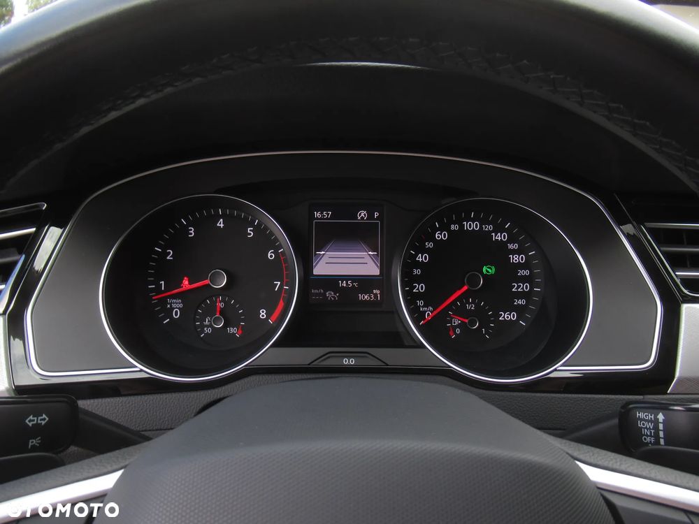 Volkswagen Passat 2023