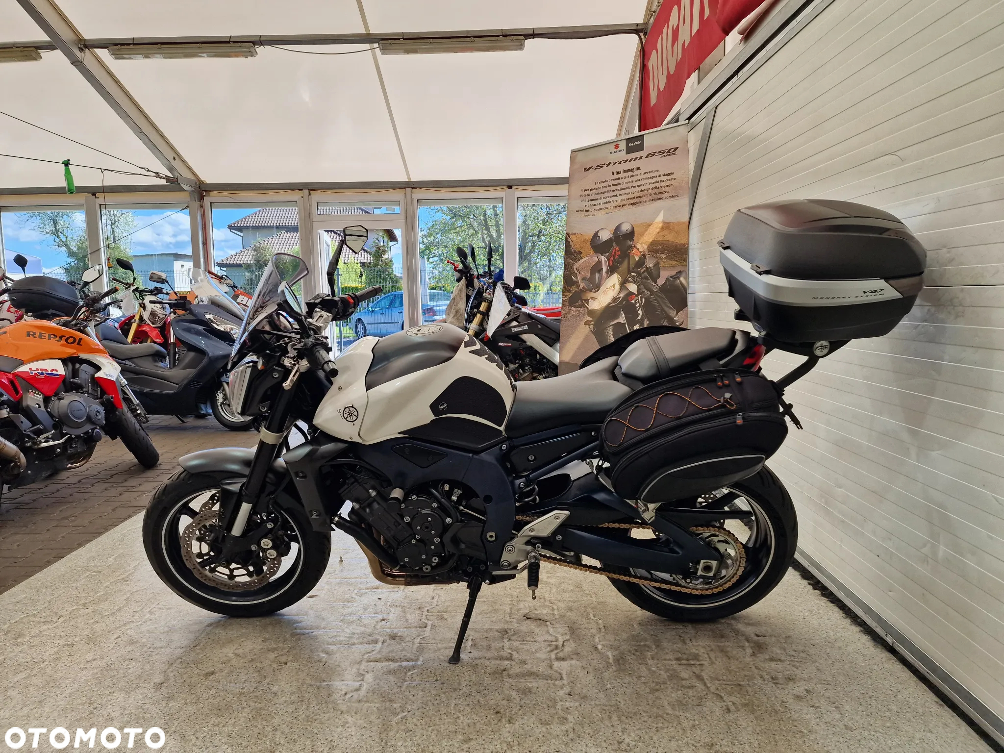 Yamaha FZ - 19