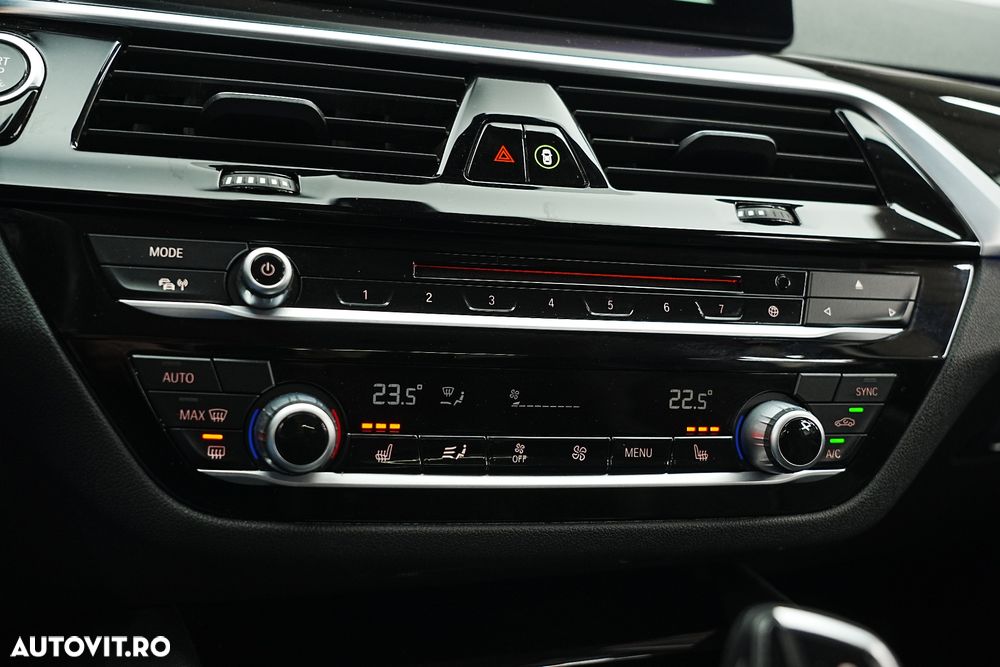 BMW Seria 5 518d AT - 12