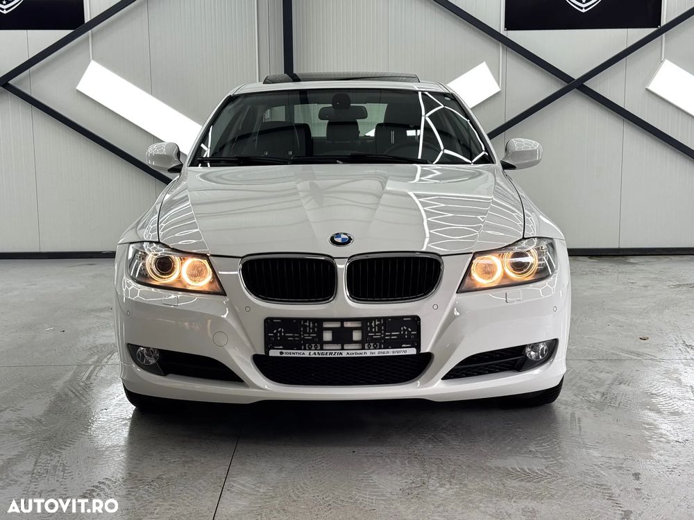 BMW Seria 3 320d DPF Aut. Edition Exclusive - 2