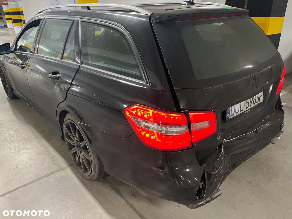 Mercedes-Benz Klasa E 63 AMG AMG AMG Speedshift MCT AMG Performance Package - 11