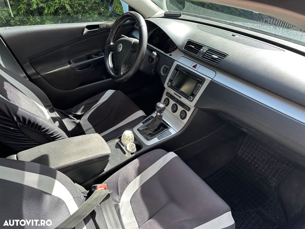 Volkswagen Passat 2.0 TDI Comfortline DPF - 10