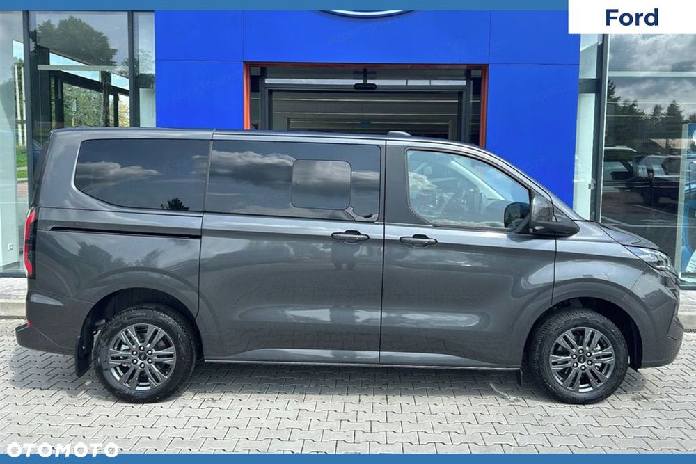 Ford Tourneo Custom - 3