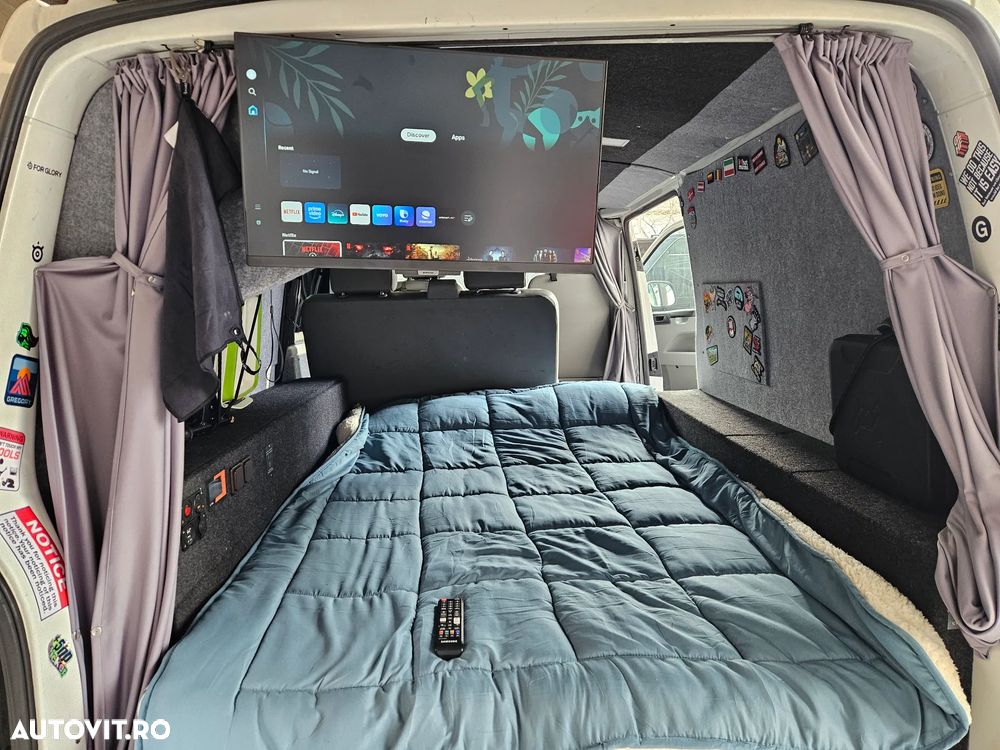 Volkswagen Caravelle - 15