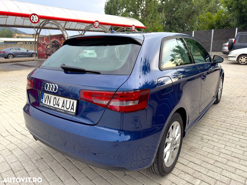 Audi A3 1.6 TDI clean Ambition - 4