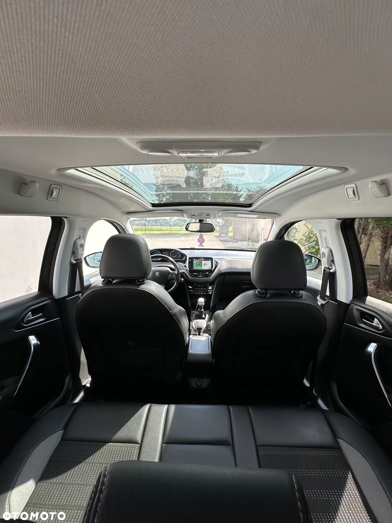 Peugeot 2008 1.5 BlueHDi Allure - 17