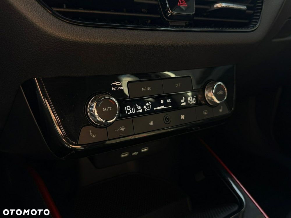 Skoda Fabia 1.0 TSI Monte Carlo DSG - 16