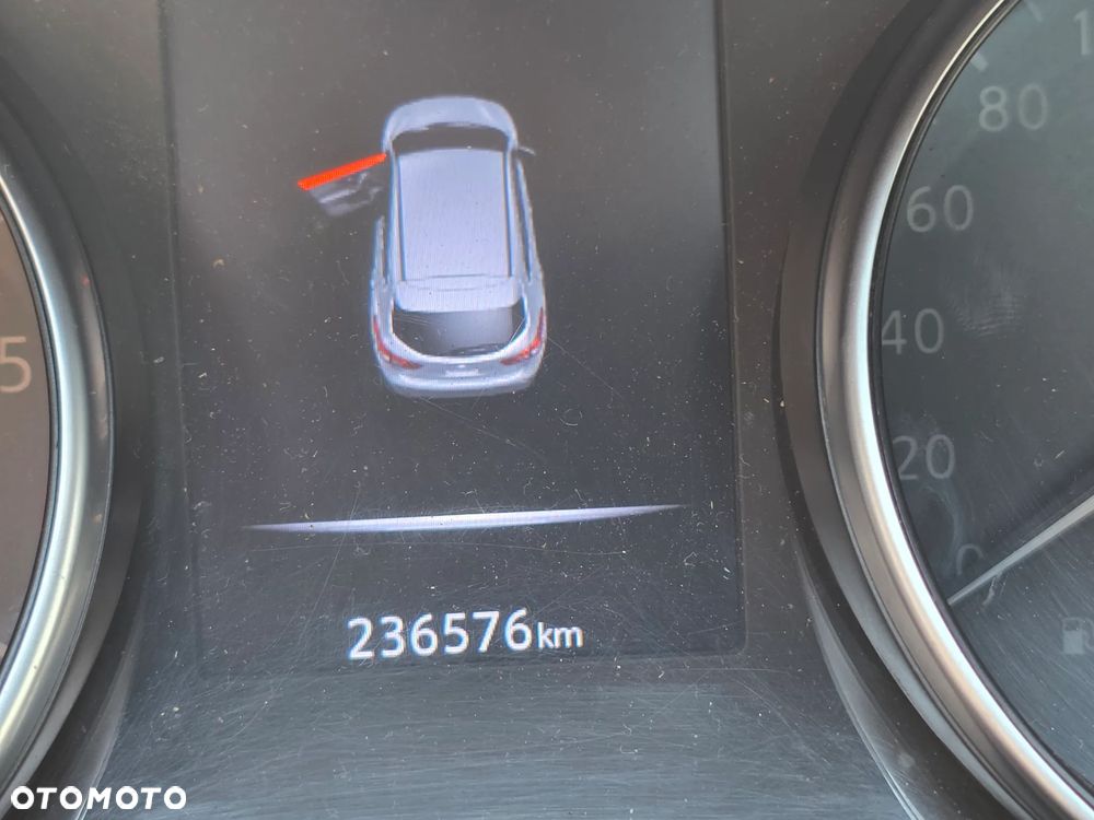 Nissan Qashqai 1.6 DCi 4x4 N-Connecta - 20