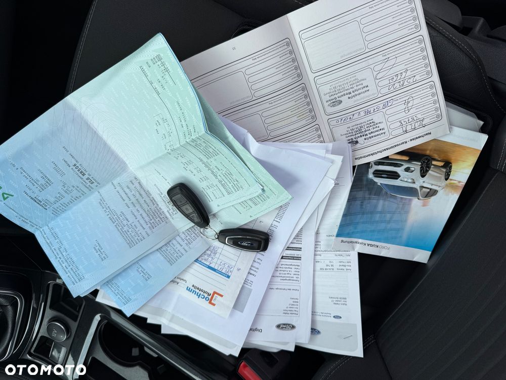 Ford Kuga 1.5 EcoBoost 2x4 Cool & Connect - 11