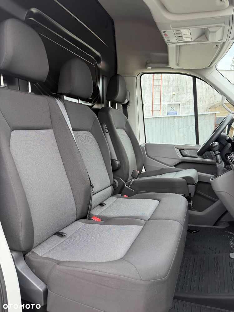 Volkswagen Crafter - 13