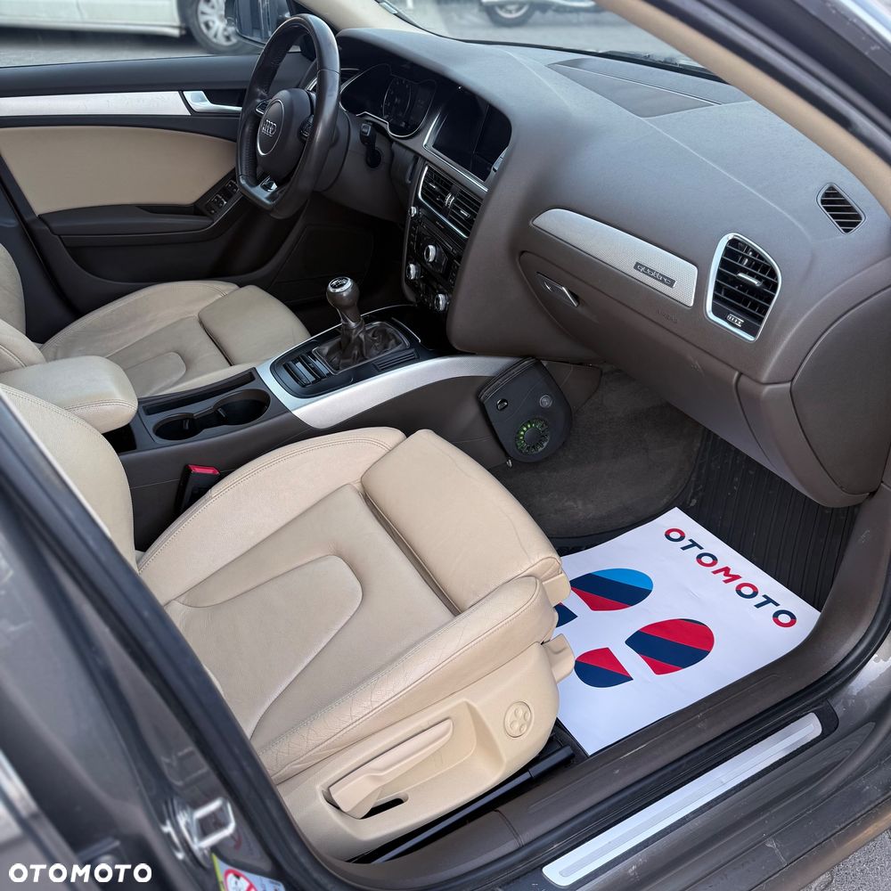 Audi A4 Avant 2.0 TFSI Flexible Fuel Quattro - 12