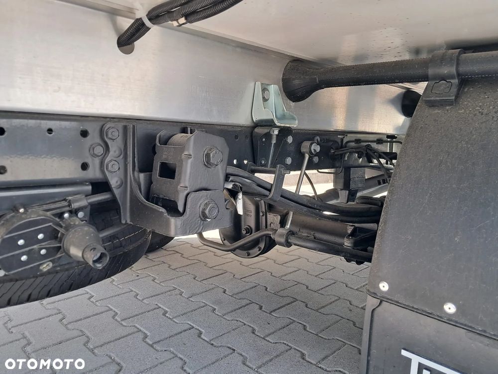 Iveco Daily Izoterma - 17