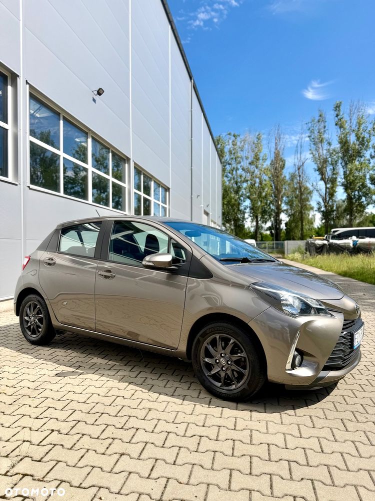 Toyota Yaris 1.5 Active - 10