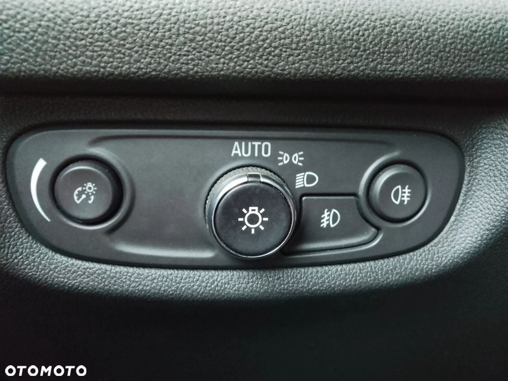 Opel Insignia 1.5 T Elite S&S - 25