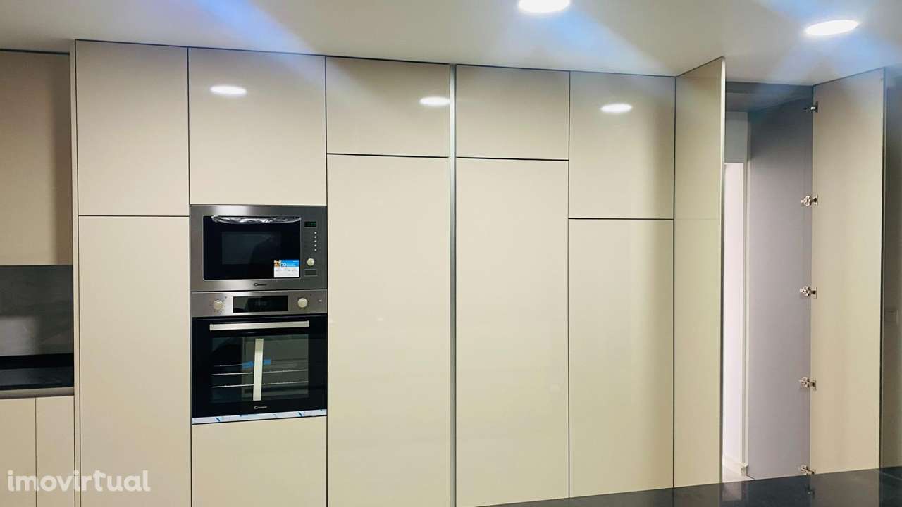 MORADIA T4 LOTE 500m2 - Grande imagem: 4/30