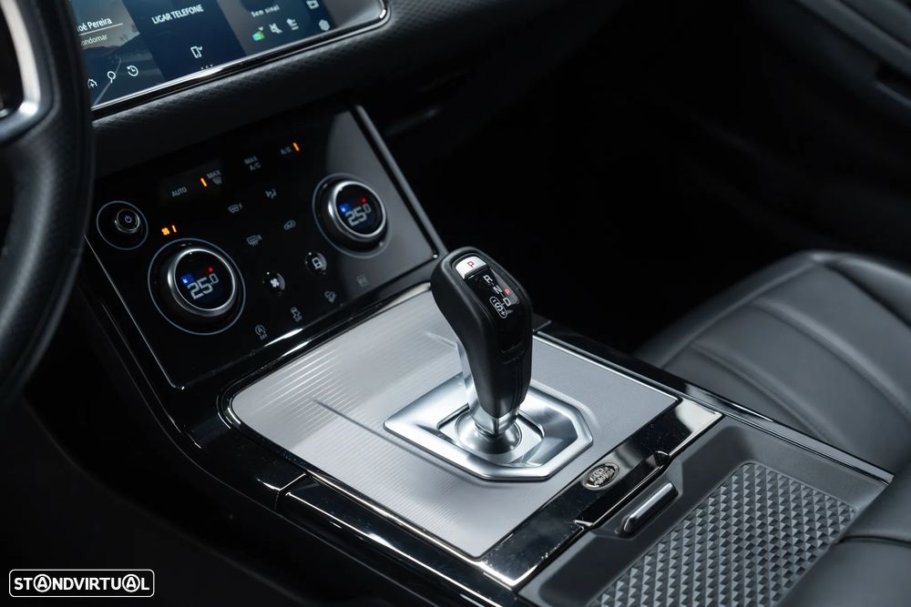 Land Rover Range Rover Evoque 1.5 P300e AWD R-Dynamic Auto - 17