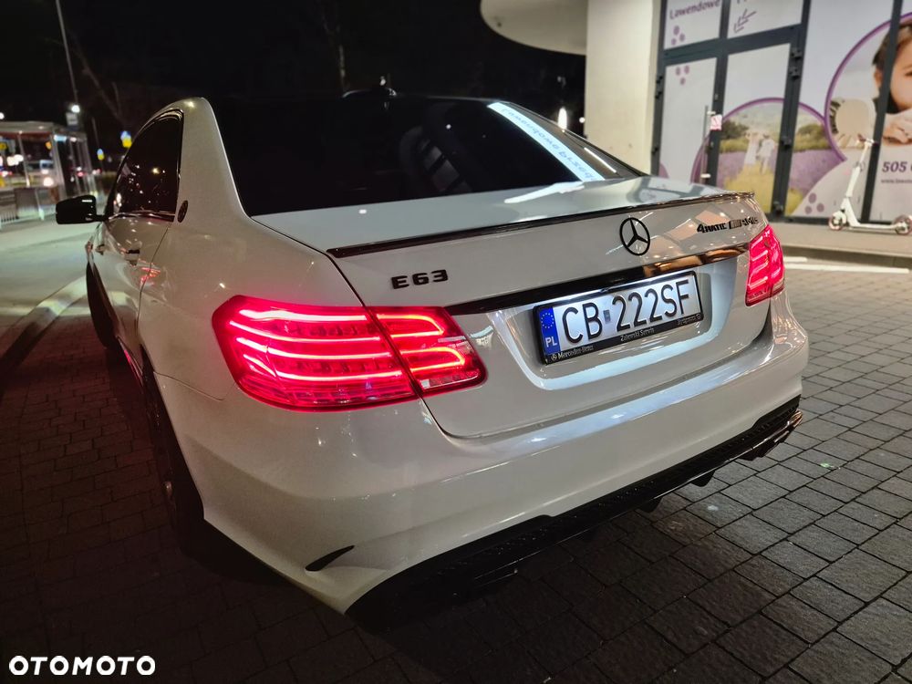 Mercedes-Benz Klasa E 400 4-Matic Avantgarde - 16