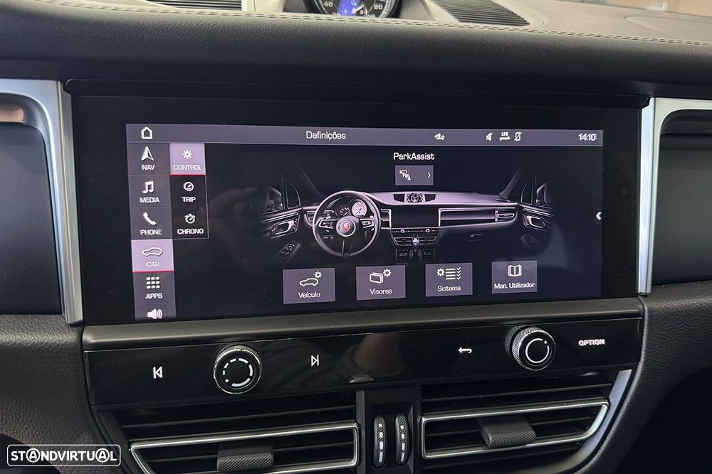 Porsche Macan T - 13