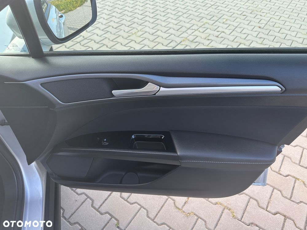 Ford Mondeo Turnier 2.0 TDCi Start-Stopp Business Edition - 25