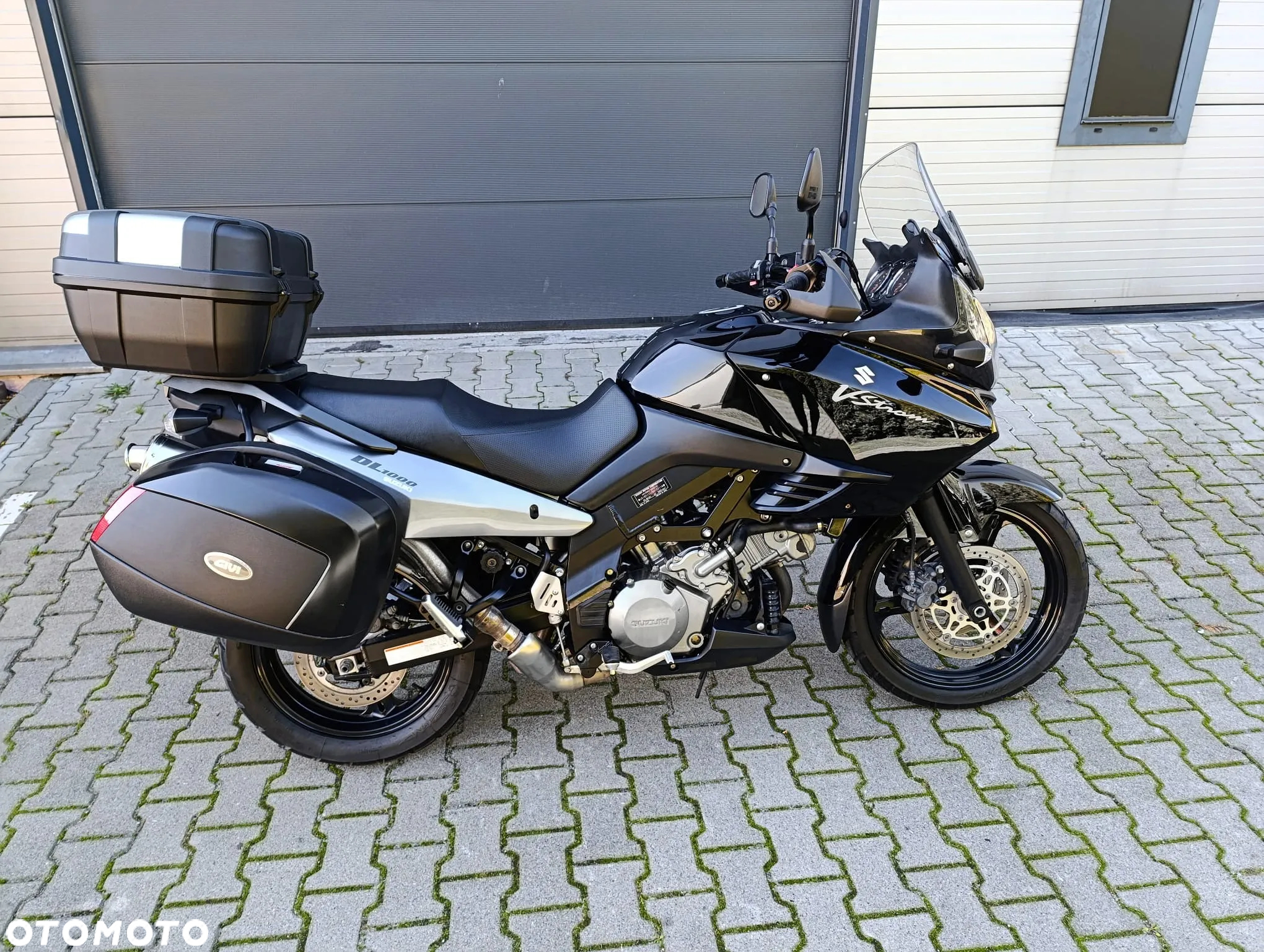 Suzuki V-STROM - 3