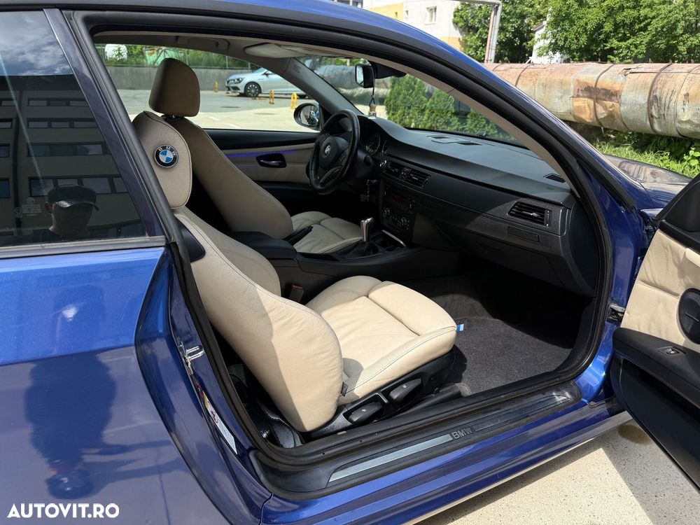 BMW Seria 3 320d - 18