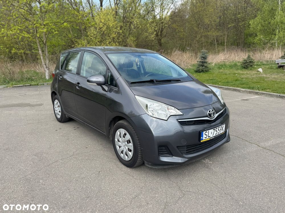 Toyota Verso S 1.33 Premium - 10